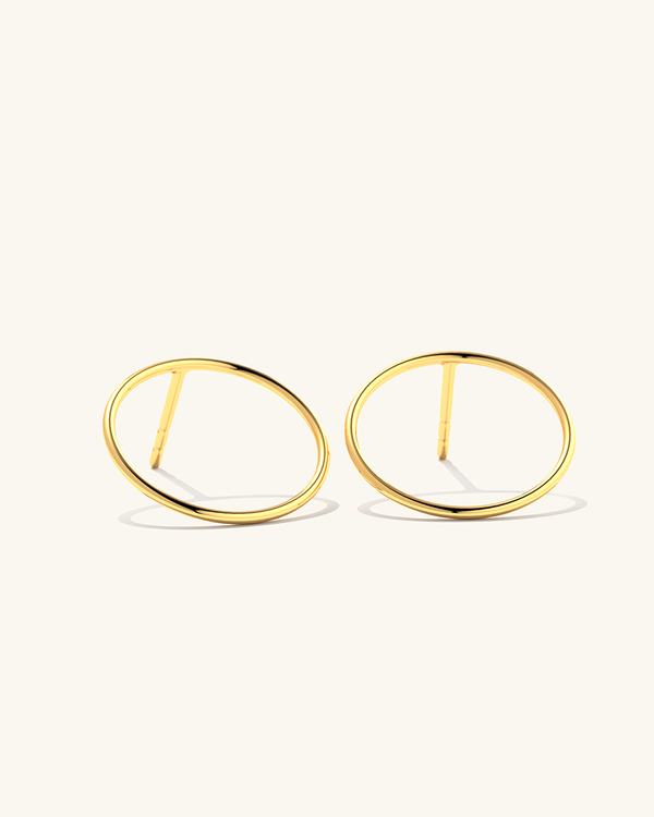 Kuld vermeil suured kõrvarõngad - stiilne ja trendikas aksessuaar moodsa väljanägemise jaoks.