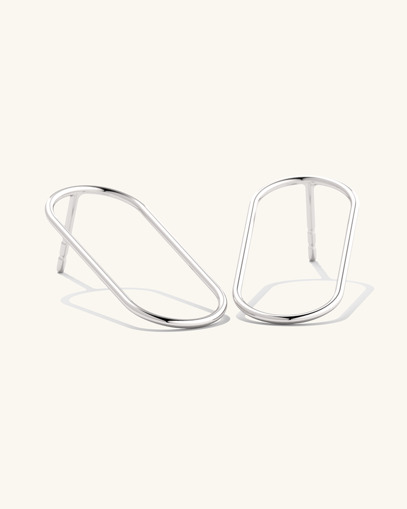 Oval plaatina vermeil kõrvarõngad.